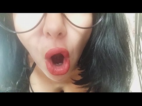 ❤️ Cari, a to matrigna ùn ti lascia micca andà à a scola oghje... Aghju bisognu di tè troppu... ❤ Video sessu à porn co.niceporn.ru ❌️❤