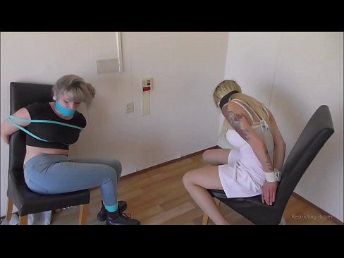 ❤️ Addicted / legata è imbavagliata / damigella in angoscia ❤ Video sessu à porn co.niceporn.ru ❌️❤