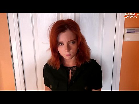 ❤️ A Guardia di Sicurezza hà punitu una bella donna per un tacchettu - Cum in bocca ❤ Video sessu à porn co.niceporn.ru ❌️❤